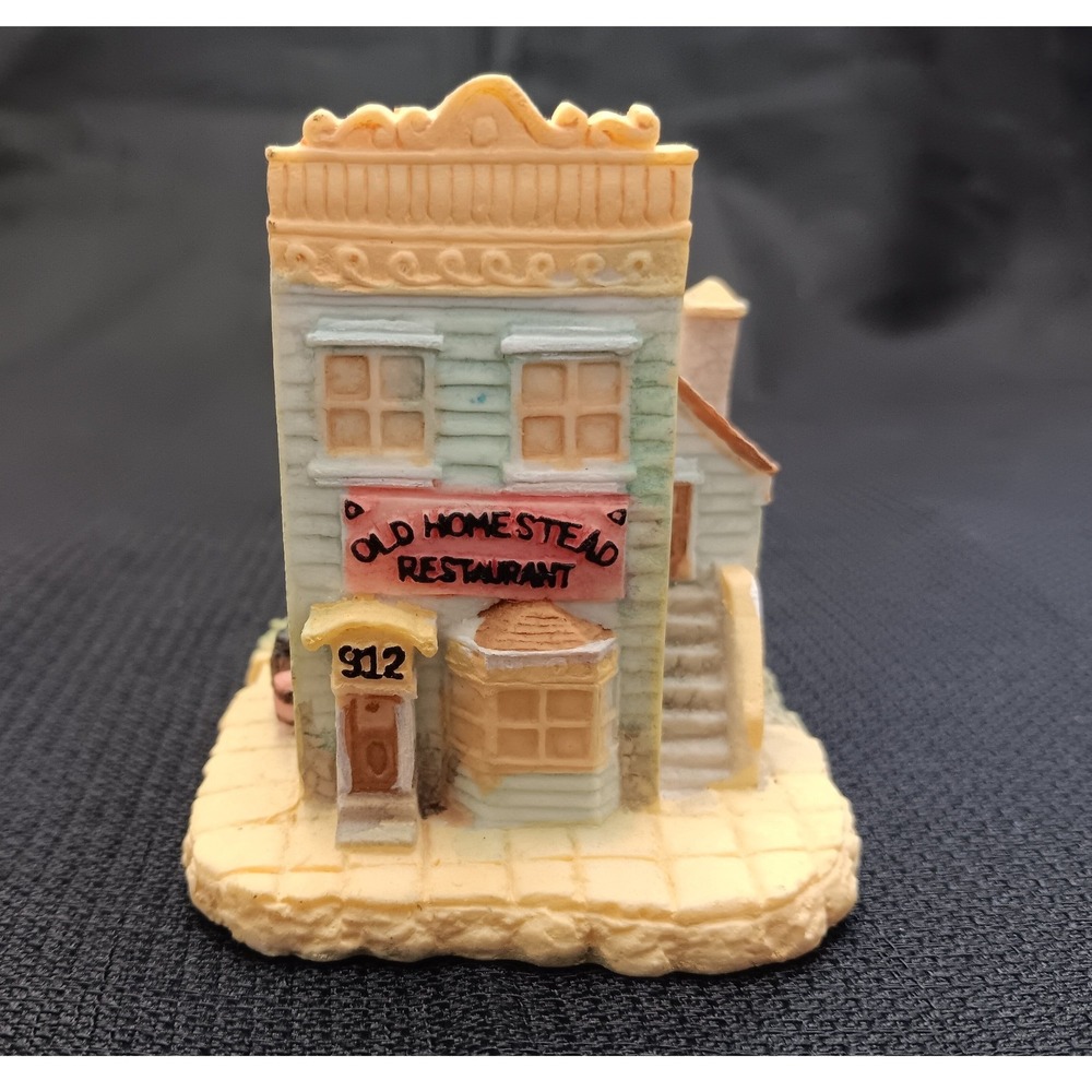 Liberty Falls Americana Collection Old Homestead Restaurant AH44 1994 Vintage